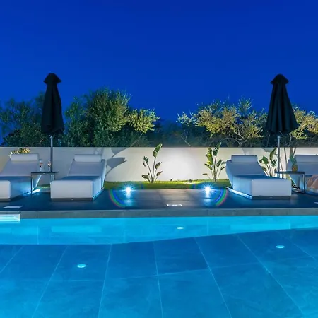 Elysian Villa Amoudi
