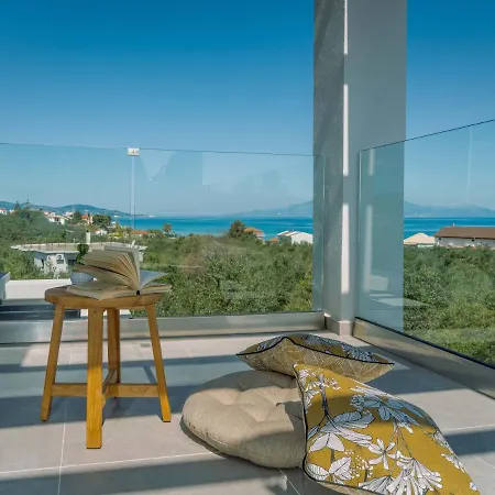 Elysian Villa Amoudi